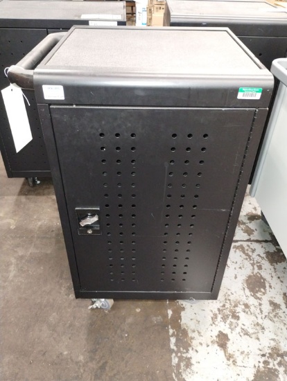 LAPTOP CART 24" X 21" X 38"
