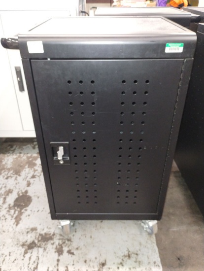 LAPTOP CART 24" X 21" X 38"