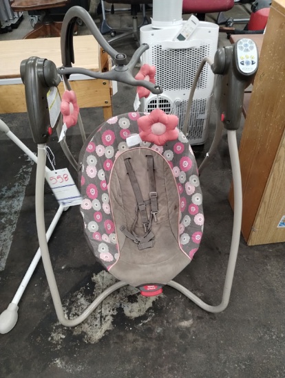 GRACO BABY SWING