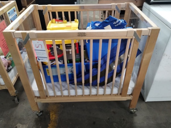 COMMUNITY PLAYTHINGS G257 CLEARVIEW CRIB 40" X 26" X 37"