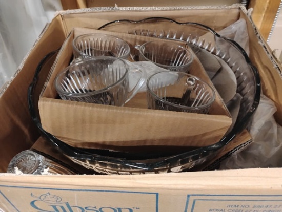 ROYAL CREST 27 PC PUNCH SET
