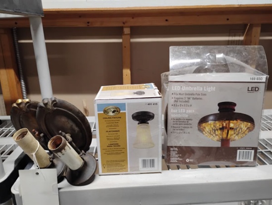 LOT OF ASSORTED LIGHTING