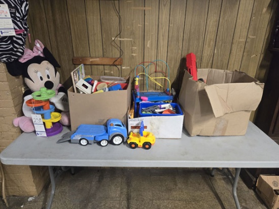 LOT OF TOYS