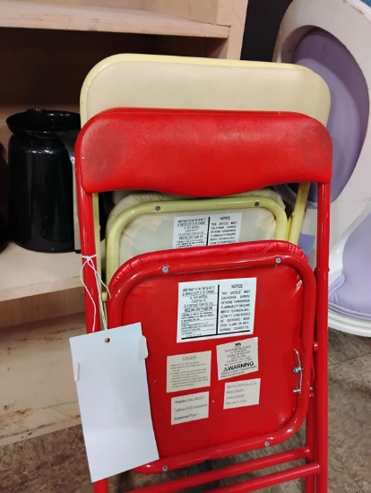 2 CHILDRENS FOLDING CHAIRS