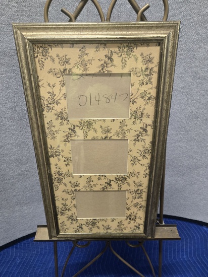 FRAME 15" X 27" WITH 3 PHOTO MAT