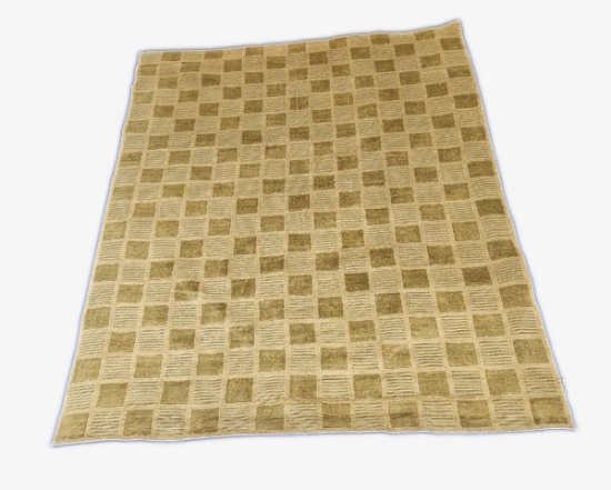 ORIENTAL TYPE AREA RUG MEASURING 11'5 X 9'1