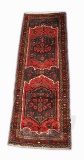 ORIENTAL TYPE RUNNER RUG MEASURING 9'7 X 3'4