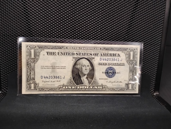 U.S. 1935-G BLUE SEAL ONE DOLLAR SILVER CERTIFICATE - SERIAL # D44203861J