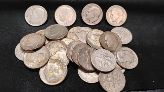(29) SILVER U.S. ROOSEVELT DIMES 1946-1960 - D, S AND NO MINT MARKS