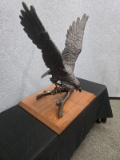 METAL BALD EAGLE SCULPTURE / STATUE (21X16X26