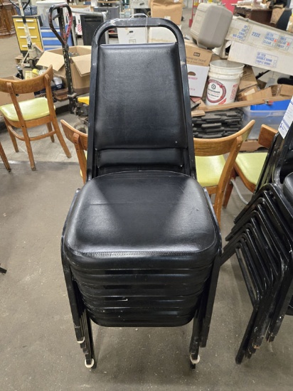 6 BLACK VINYL STACK BANQUET CHAIRS WITH METAL FRAMES