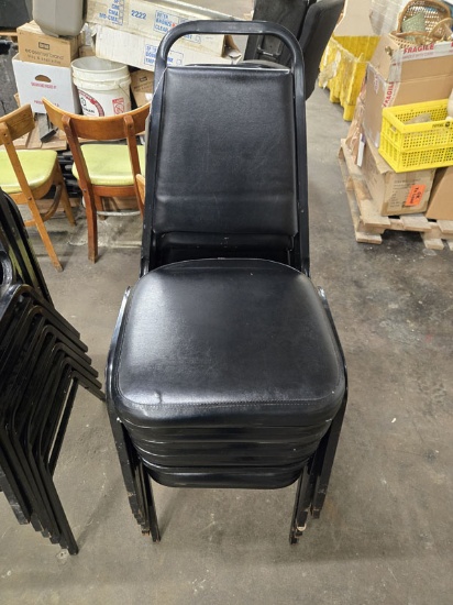 6 BLACK VINYL STACK BANQUET CHAIRS WITH METAL FRAMES