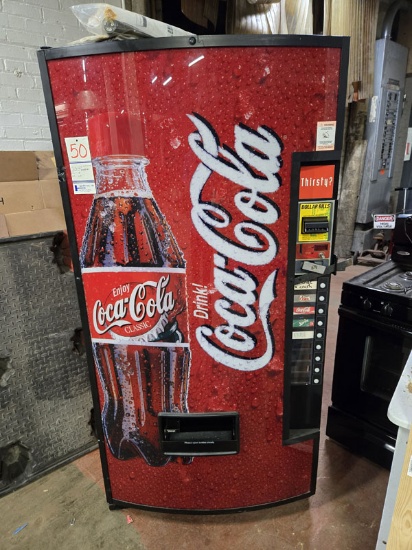 COCA COLA 12 COLUMN REFRIGERATED VENDING MACHINE - RVCC-660-9