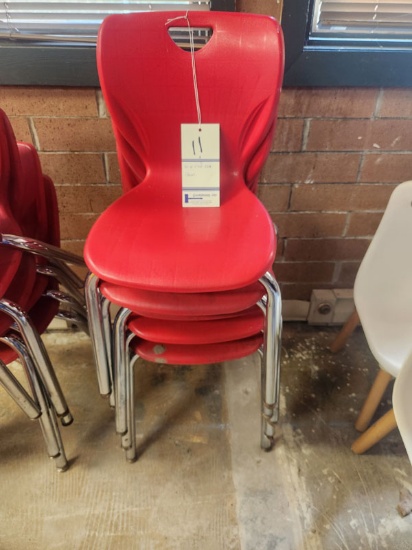 5 RED PLASTIC AND METAL FRAME KIDS CHAIRS