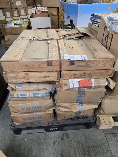SKID OF ROUND GLASS