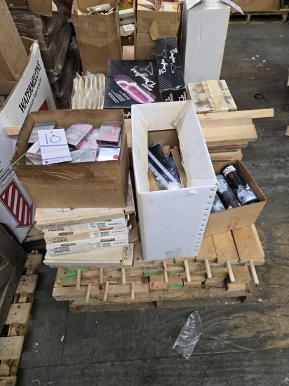 SKID OF MISCELLANEOUS - HOUSEHOLD, OFFICE SUPPLIES, DÉCOR, AND MORE