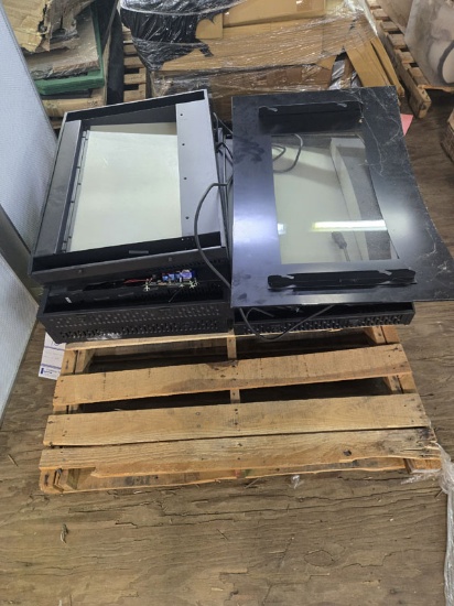 SKID OF ELECTRIC FIRE PLACES - FOR PARTS