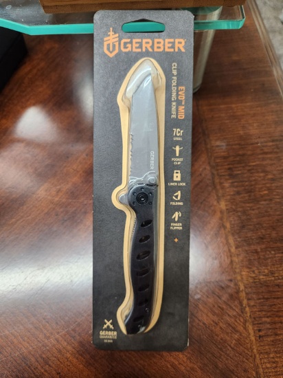NEW GERBER EVO MID CLIP FOLDING KNIFE