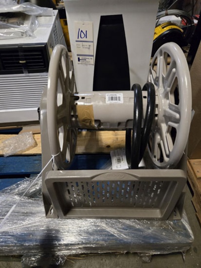 SUNCAST WALL MOUNT 200' HOSE REEL