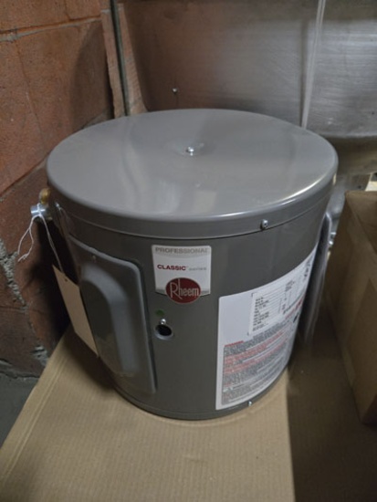 RHEEM PROFESSIONAL CLASSIC SERIES PR0E61RHP0U 6 GAL ELECTRIC WATER HEATER.