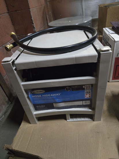 Suncast 100' Hose Hide Away
