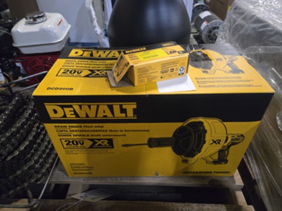 DEWALT BATTERY POWERED DRAIN SNAKE DCD200B W/ 20V BATTERY