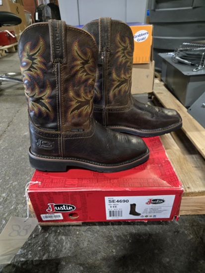 PAIR JUSTIN MENS 9EE COWBOY WORK SHOES