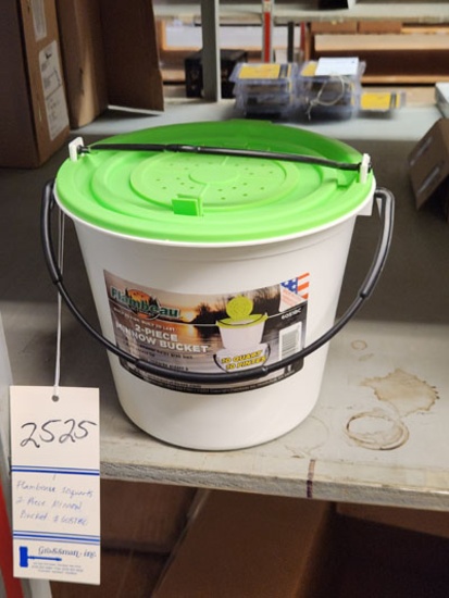 FLAMBEAU 10 QTS. 2-PIECE MINNOW BUCKET. MODEL: NO. 6051BC