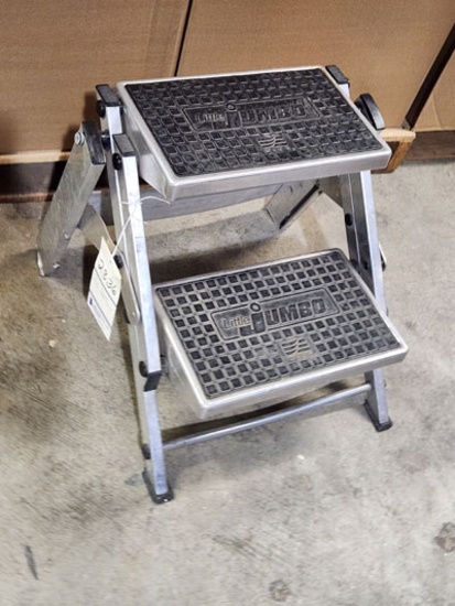 WING LITTLE JUMBO 2-STEP LADDER