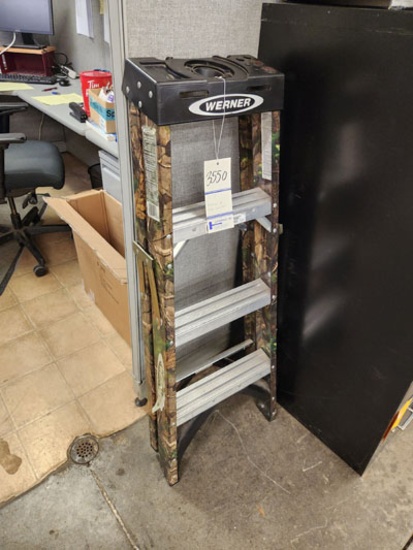 4' WERNER STEP LADDER