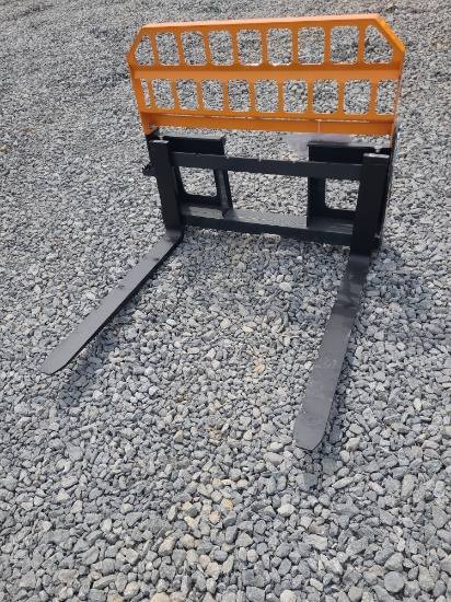 Skid Steer Pallet Fork