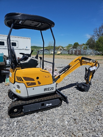Mini Excavator w/Kubota Engine
