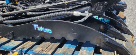 Future 7T Hydraulic Thumb Pump