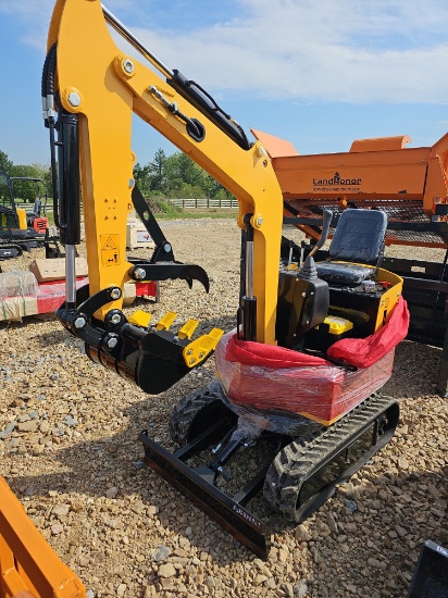 LandHero Mini Excavator