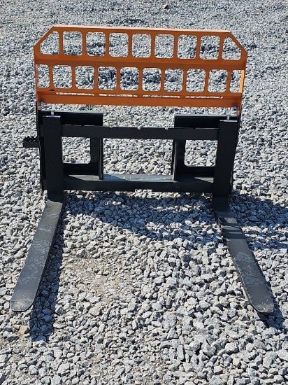 LandHonor Skid Steer Pallet Forks