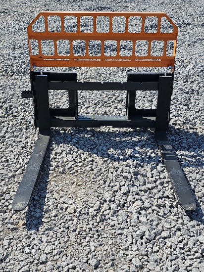 LandHonor Skid Steer Pallet Forks