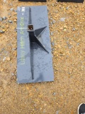 LandHonor Skid Steer Utility Hitch Adapter