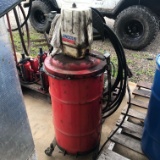 Lincoln Greese pump w/barrel