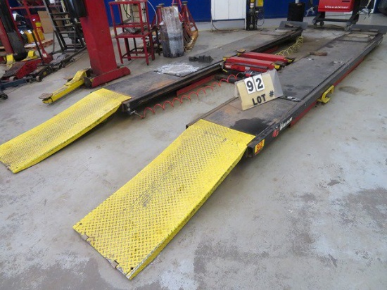 "Snap-On John Bean Front-End Alignment Lift, Scissosr-type, 12,000# Cap. w/