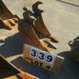 John Deere 12