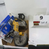 (1) DeWalt DWM120 Deep Cut 5