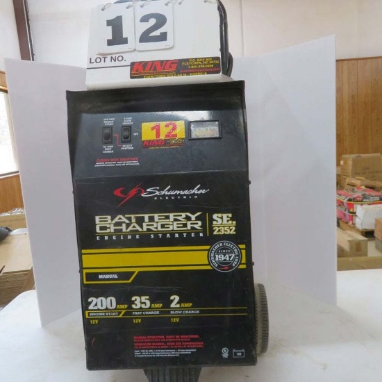 Schumacher Battery Charger - Engine Starter
