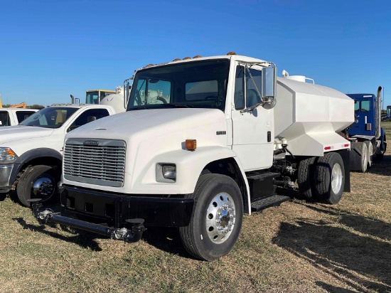 2000 FREIGHTLINER  FL80 WATER TRUCK