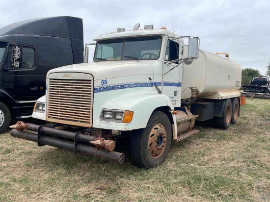 1999 FREIGHTLINER  FLD WATER TRUCK