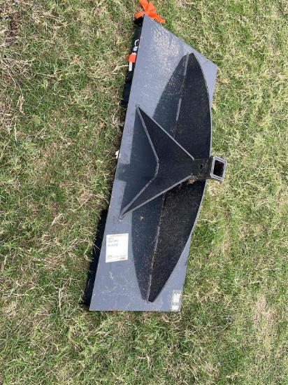SKID STEER HITCH PLATE