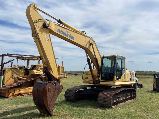 KOMATSU PC200LC