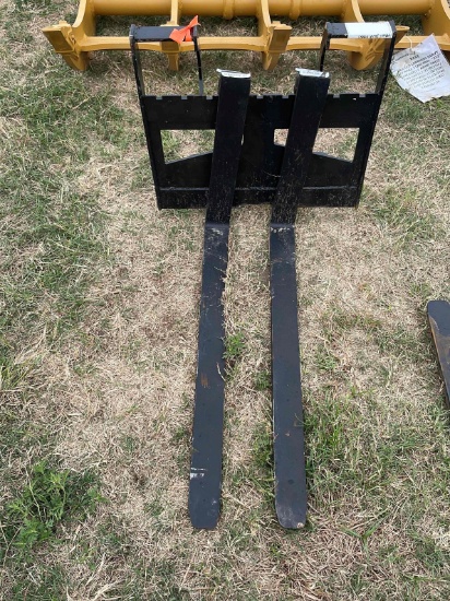 MINI SKID STEER FORKS