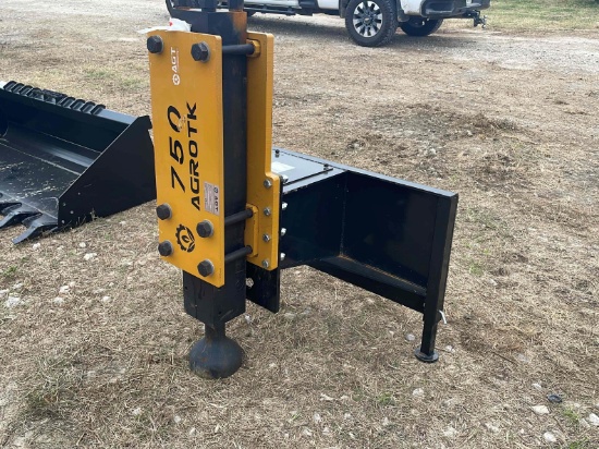 AGROTOK 750 POST DRIVER
