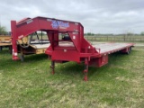 2017 DIAMOND C  FLEETNECK W/HYDRAULIC DOVE TAIL