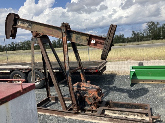 OIL WELL PUMP JACK